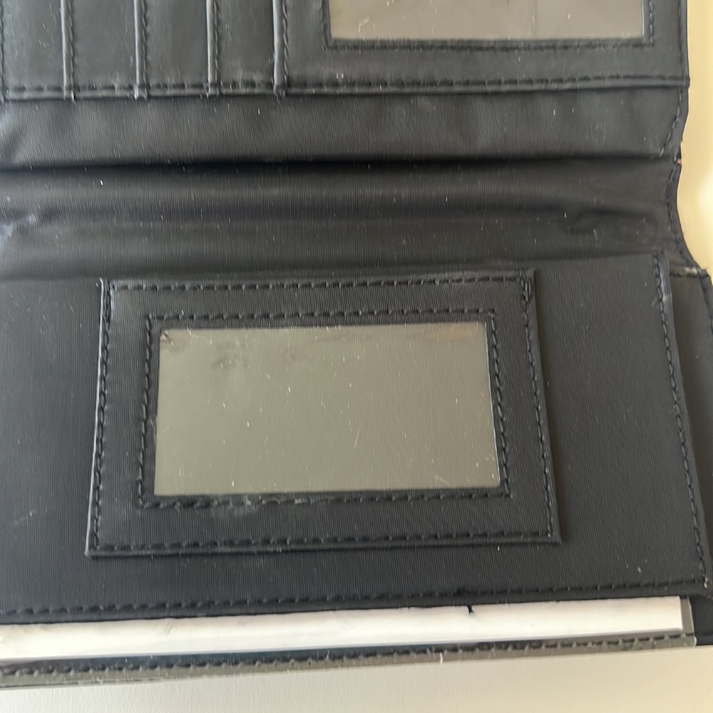 MUNDi new Black Leather wallet, multiple compartments - Picture 3 of 10